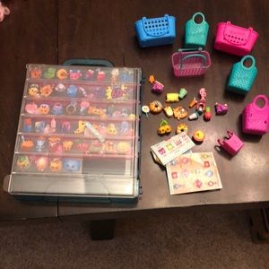 Shopkins case figures , baskets & pieces.